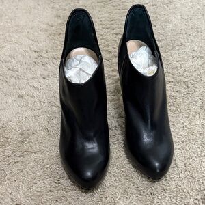 Guess Black Ankle Booties